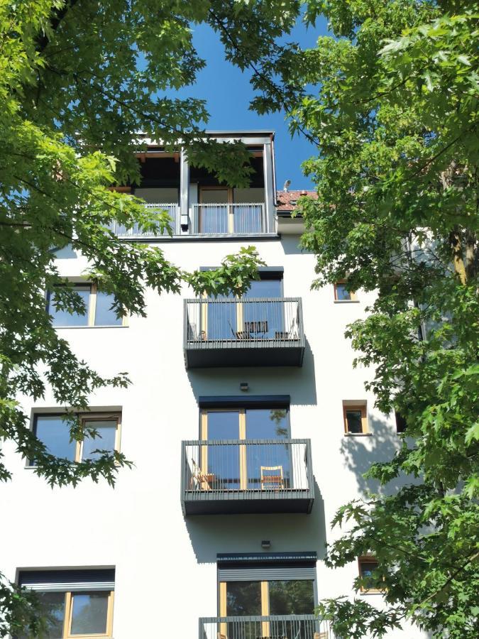 Apartment 191 With Balcony ลูบลิยานา ภายนอก รูปภาพ
